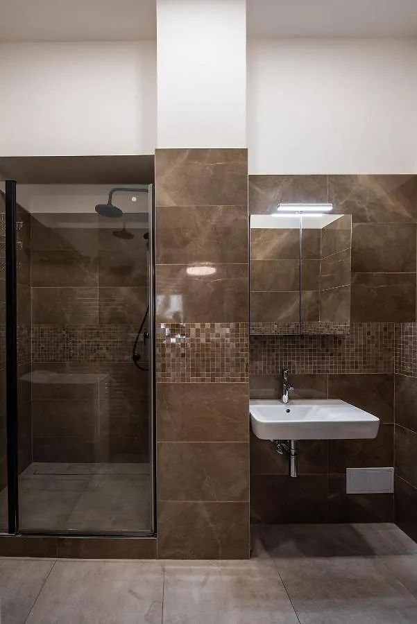 Dlazdena Apartments Praha