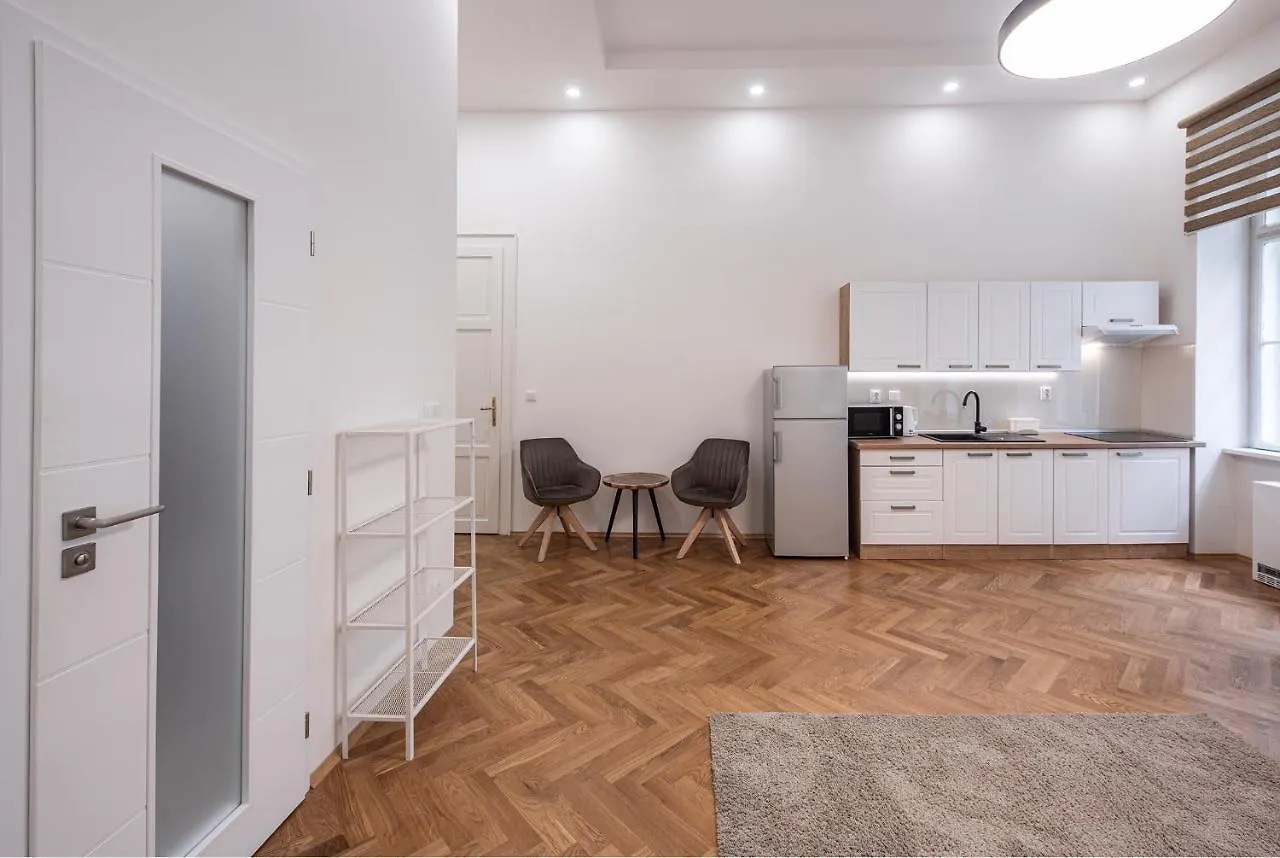 Dlazdena Apartments Praha